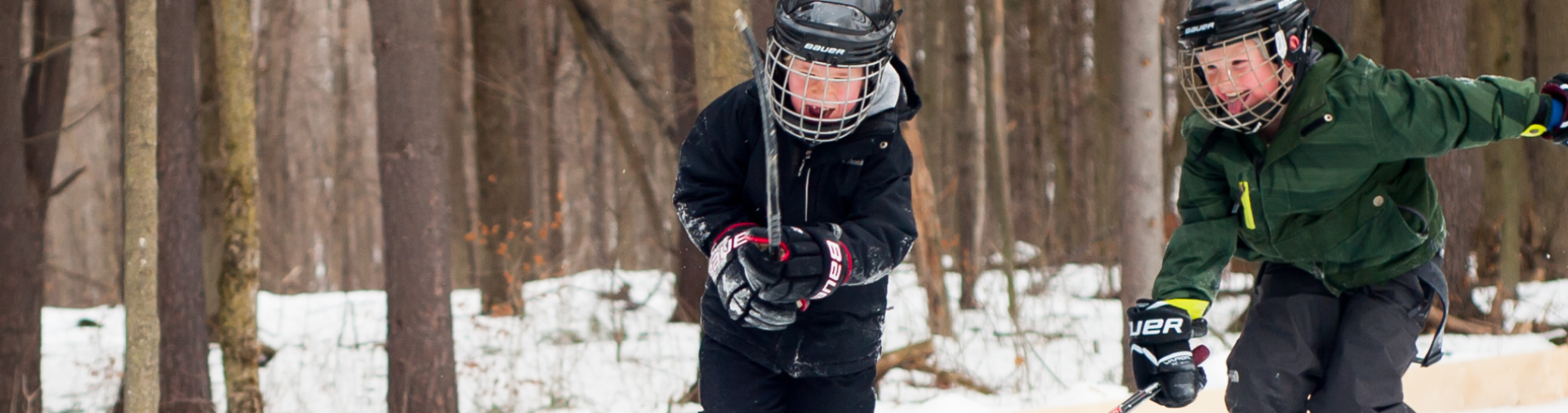 children playing hockey